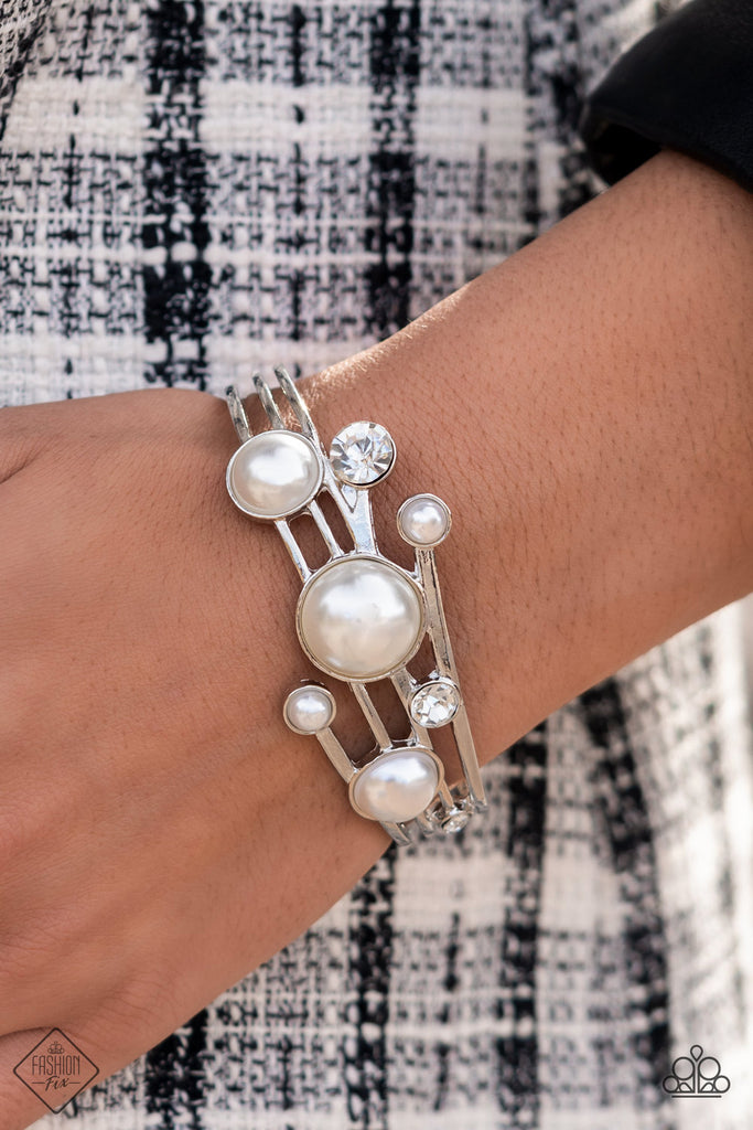 Total SAIL-Out Pearl Bracelet Paparazzi